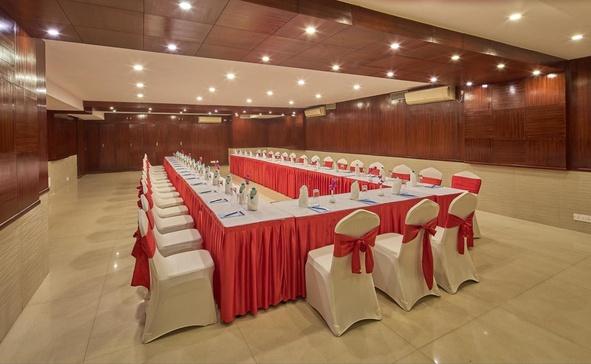 Tulip Inn Koramangala Bangalore Exterior foto